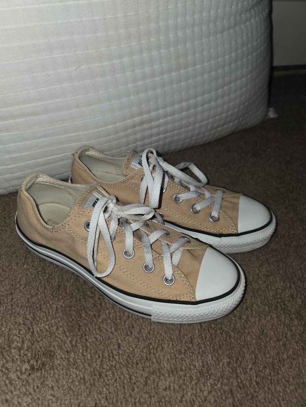 Converse Yellow NWOT W-6 M-4